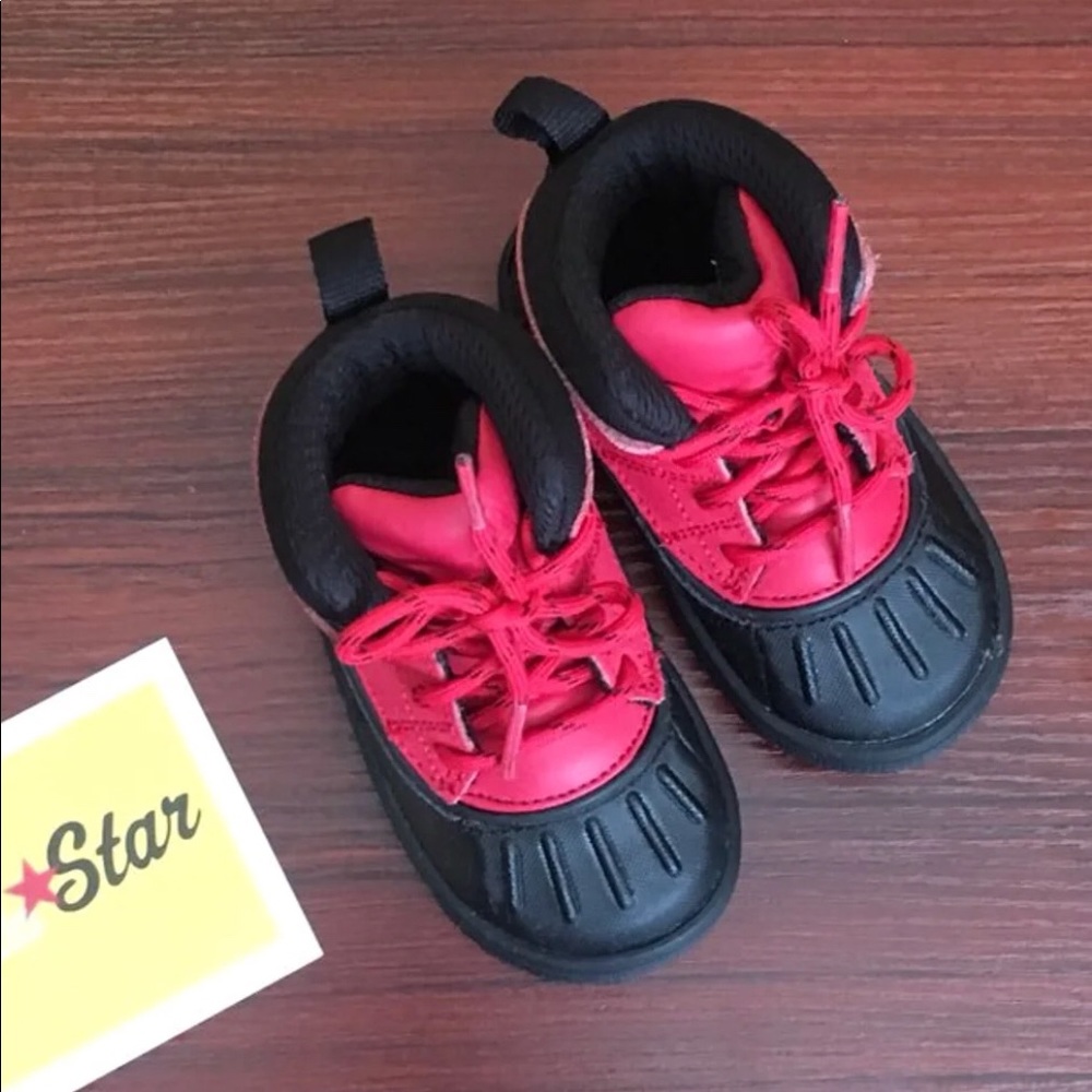5c Nike ACG